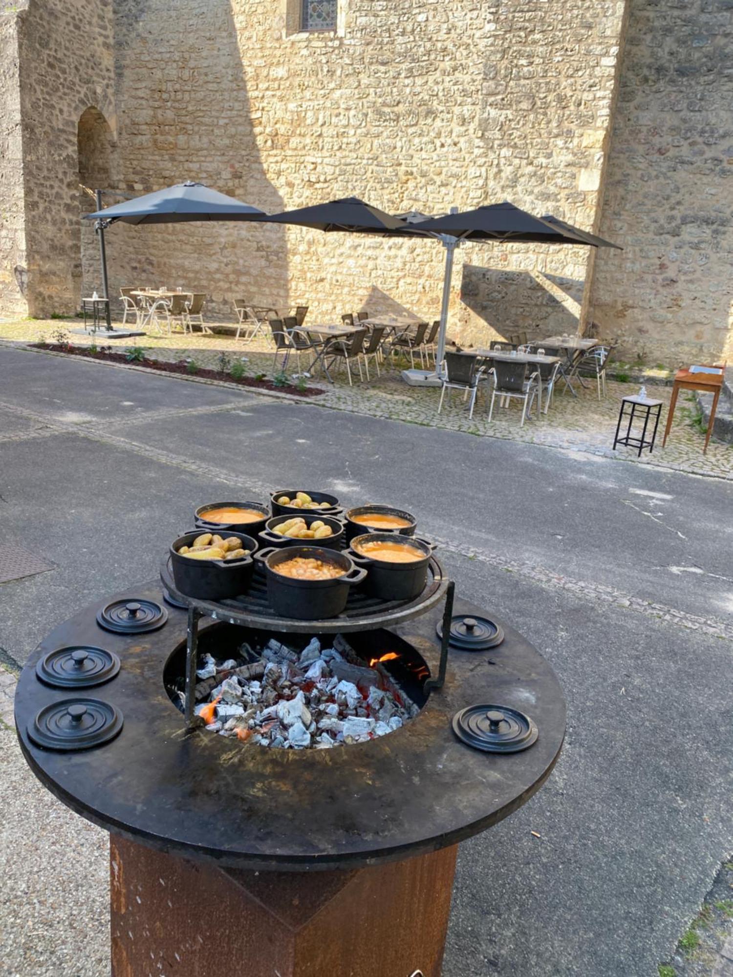 Logis Hotel Le Saint Georges Vivonne Exterior photo